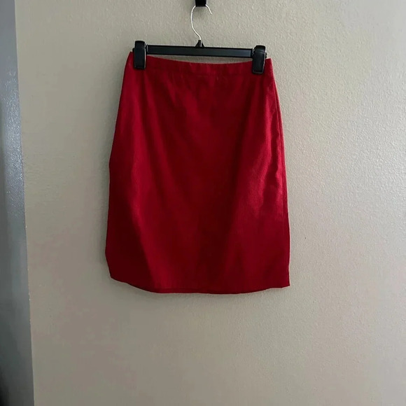 Eddie‎ Bauer Red Skirt  Size 4 - Picture 1 of 7